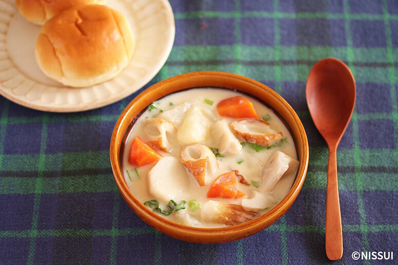 【写真】活ちくわと根菜の煮込みチーズ風味