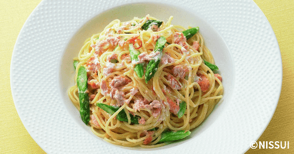 焼さけあらほぐしとグリーンアスパラのパスタ