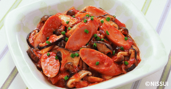 おさかなのソーセージときのこのケチャップ炒め | レシピ | ニッスイ