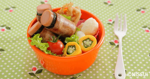 おさかなのソーセージのベーコン巻き照り焼き