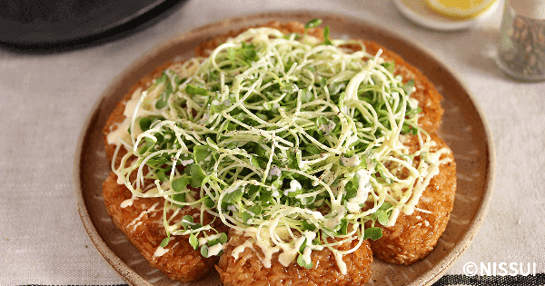 たっぷりかいわれ大根の焼きおにぎり レシピ ニッスイ たっぷりかいわれ大根の焼きおにぎり レシピ ニッスイ