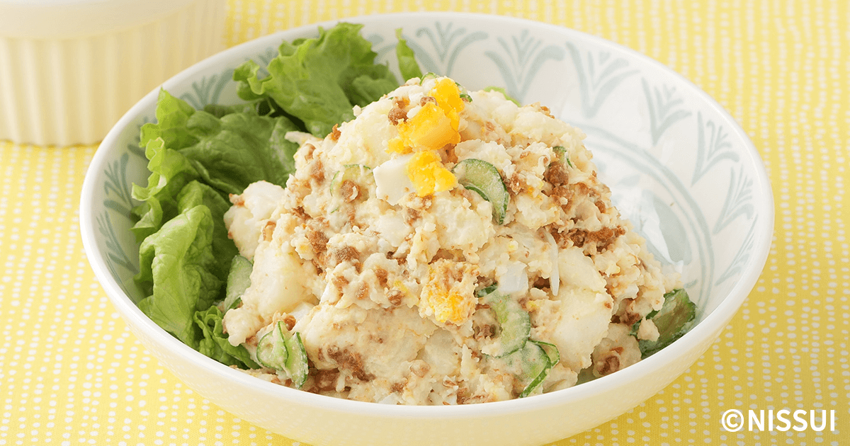 とりそぼろのポテトサラダ | レシピ | ニッスイ