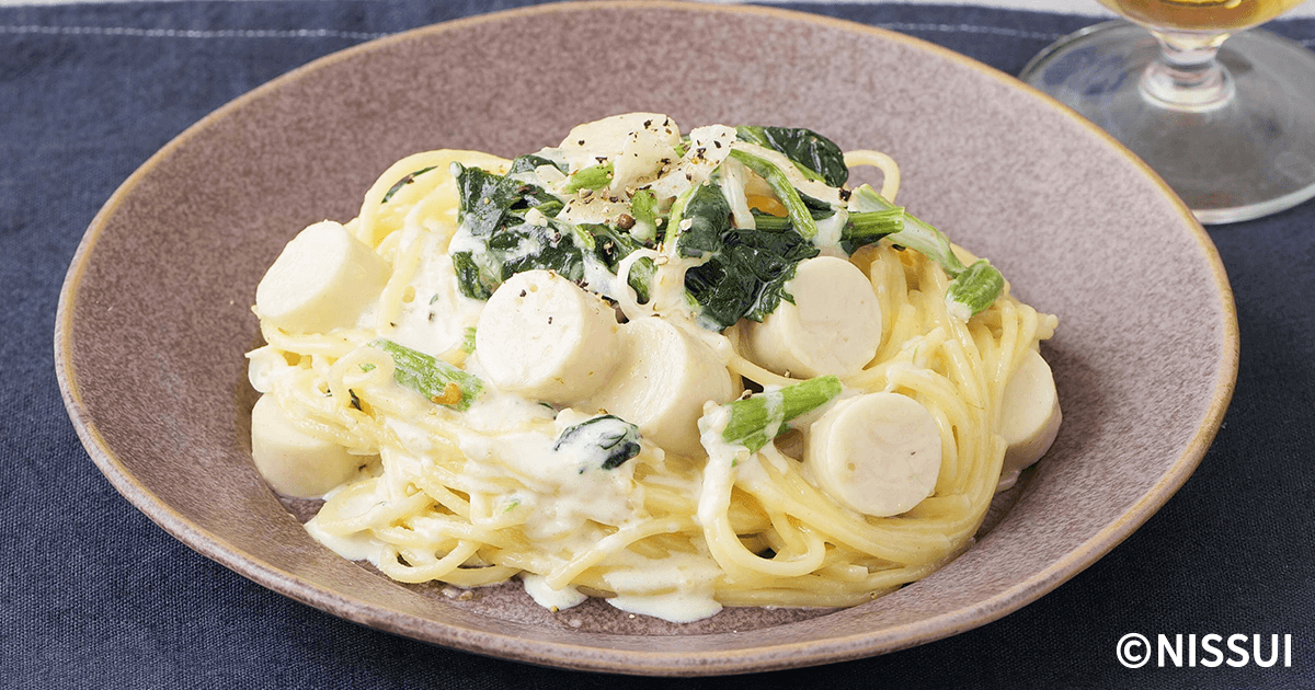 ほたて風味ソーセージとほうれん草のクリームパスタ