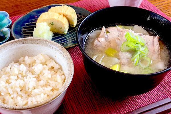 ぶりのあら汁
