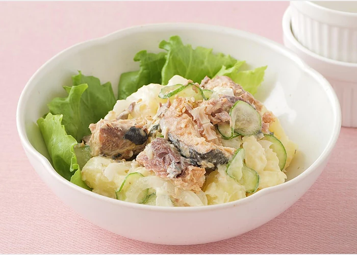 さばみそ煮のポテトサラダ